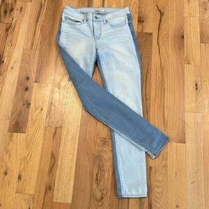 Levi’s 711 skinny color block light dark front back size 27 stretch